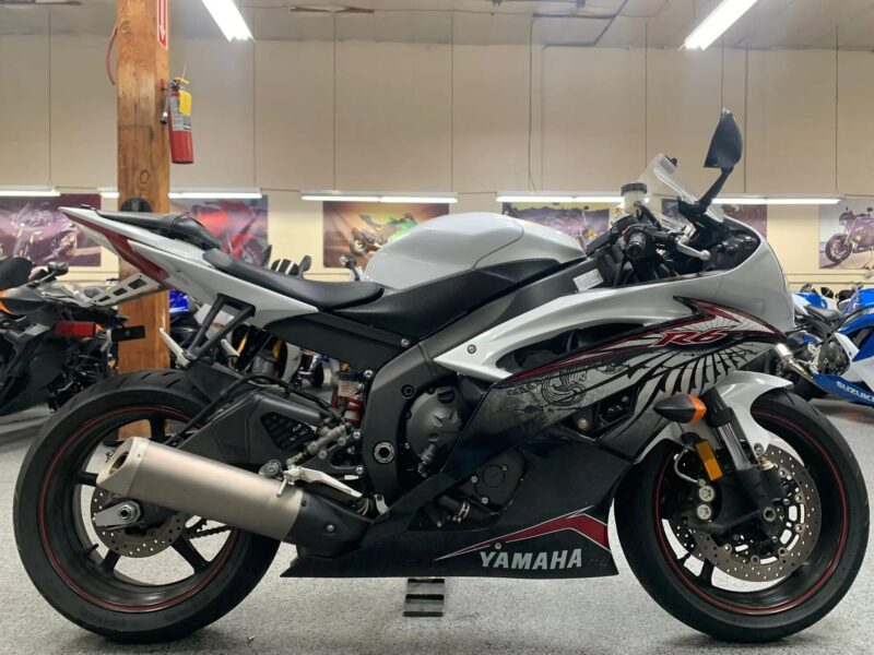 2012 Yamaha R6 Raven
