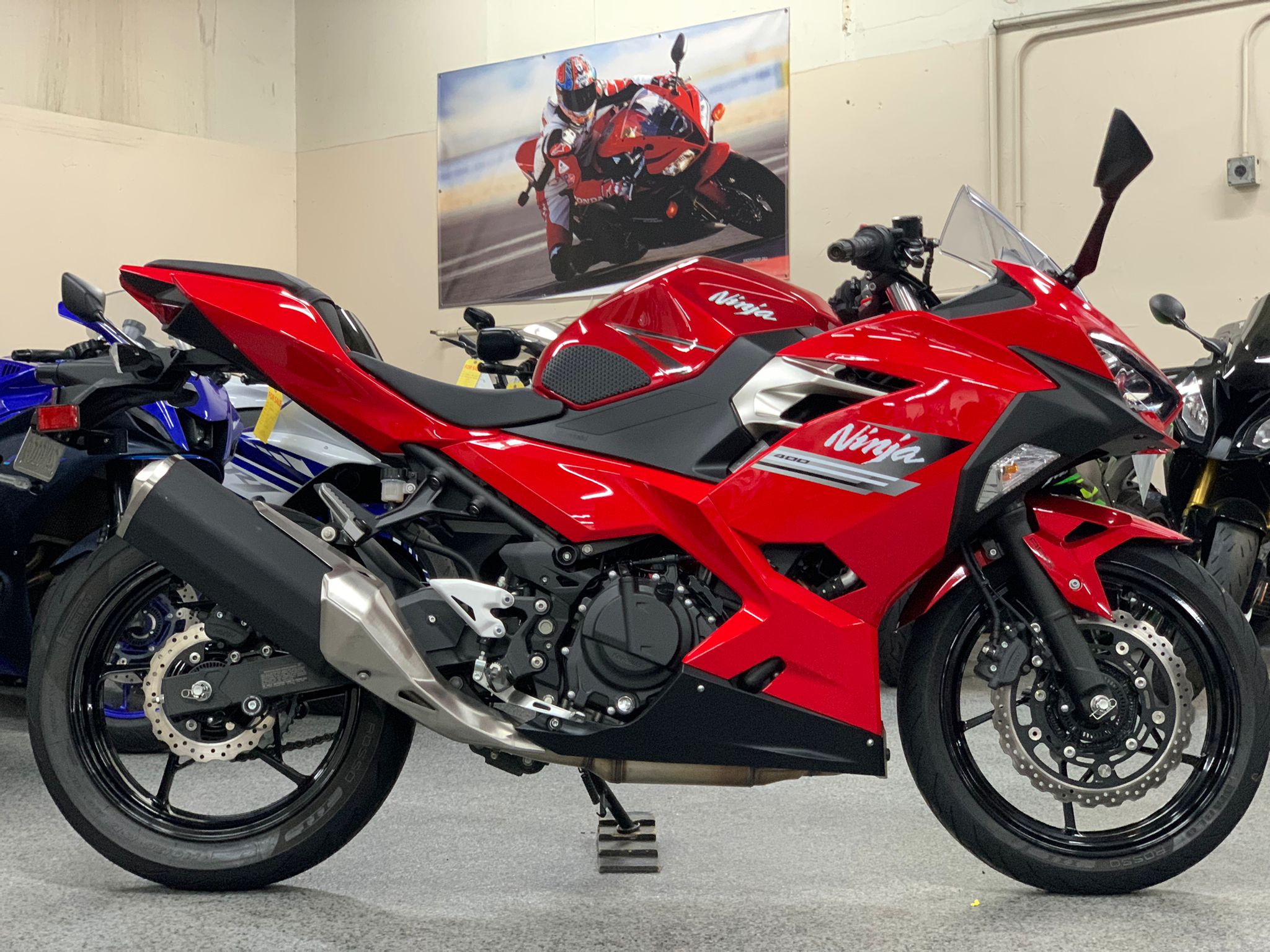 Buy 2019 Kawasaki Ninja 400 ABS - 4000 Miles | AK MotorsAK Motors