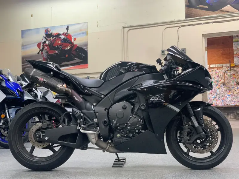 2012 Yamaha R1 Crossplane