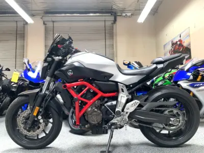 2017 Yamaha FZ07 FZ-07
