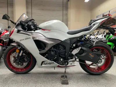 2024 Kawasaki Ninja 636 ZX6R