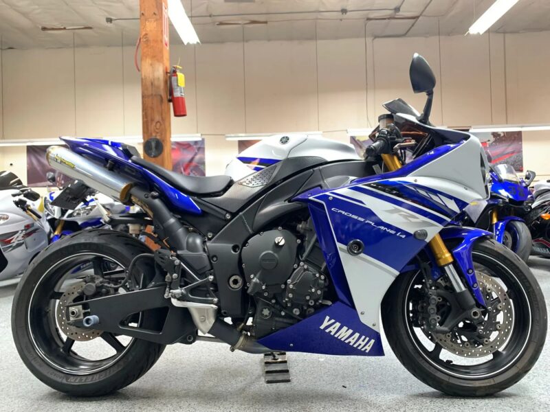 2014 Yamaha R1