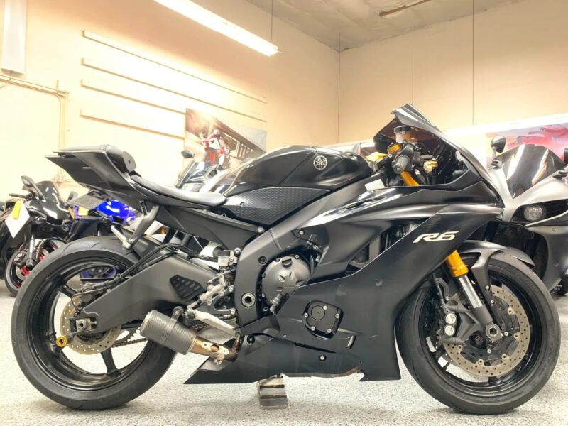 2017 Yamaha R6