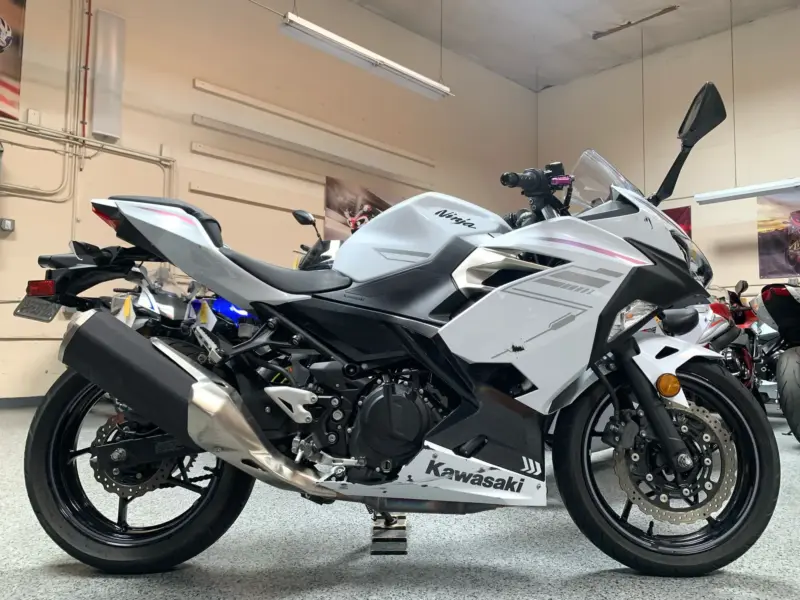 2023 Kawasaki Ninja 400