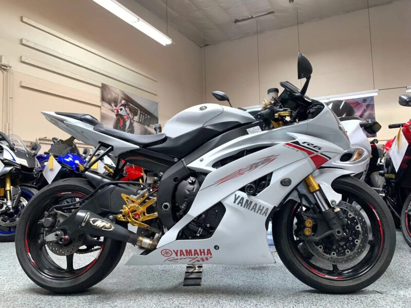 2015 Yamaha R6 PEARL WHITE