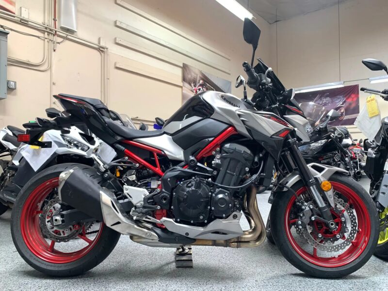 2023 Kawasaki Z900 ABS