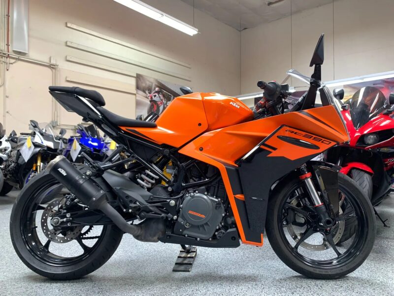 2022 KTM RC390