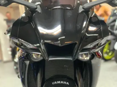 2022 Yamaha R1