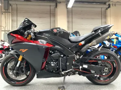 2009 Yamaha R1 Crossplane