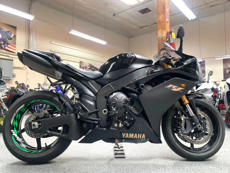 2008 Yamaha R1