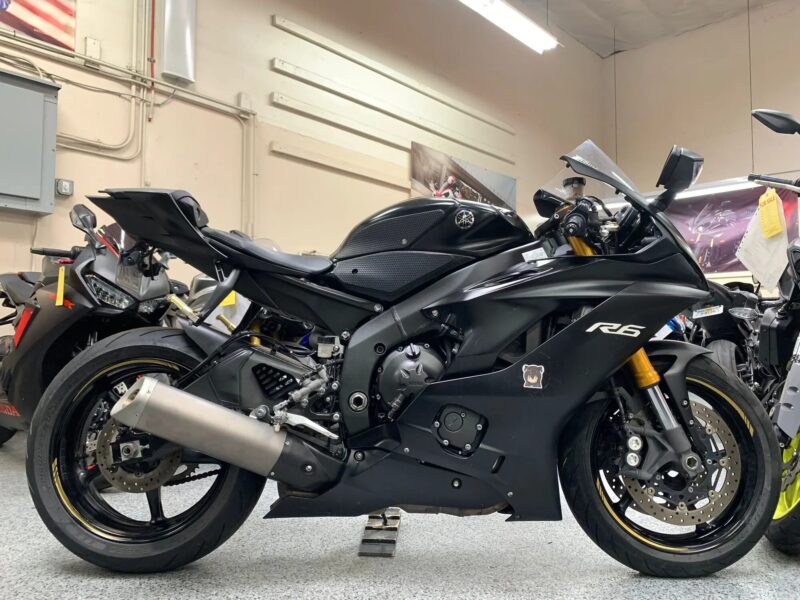 2017 Yamaha R6