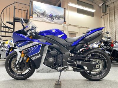 2013 Yamaha R1