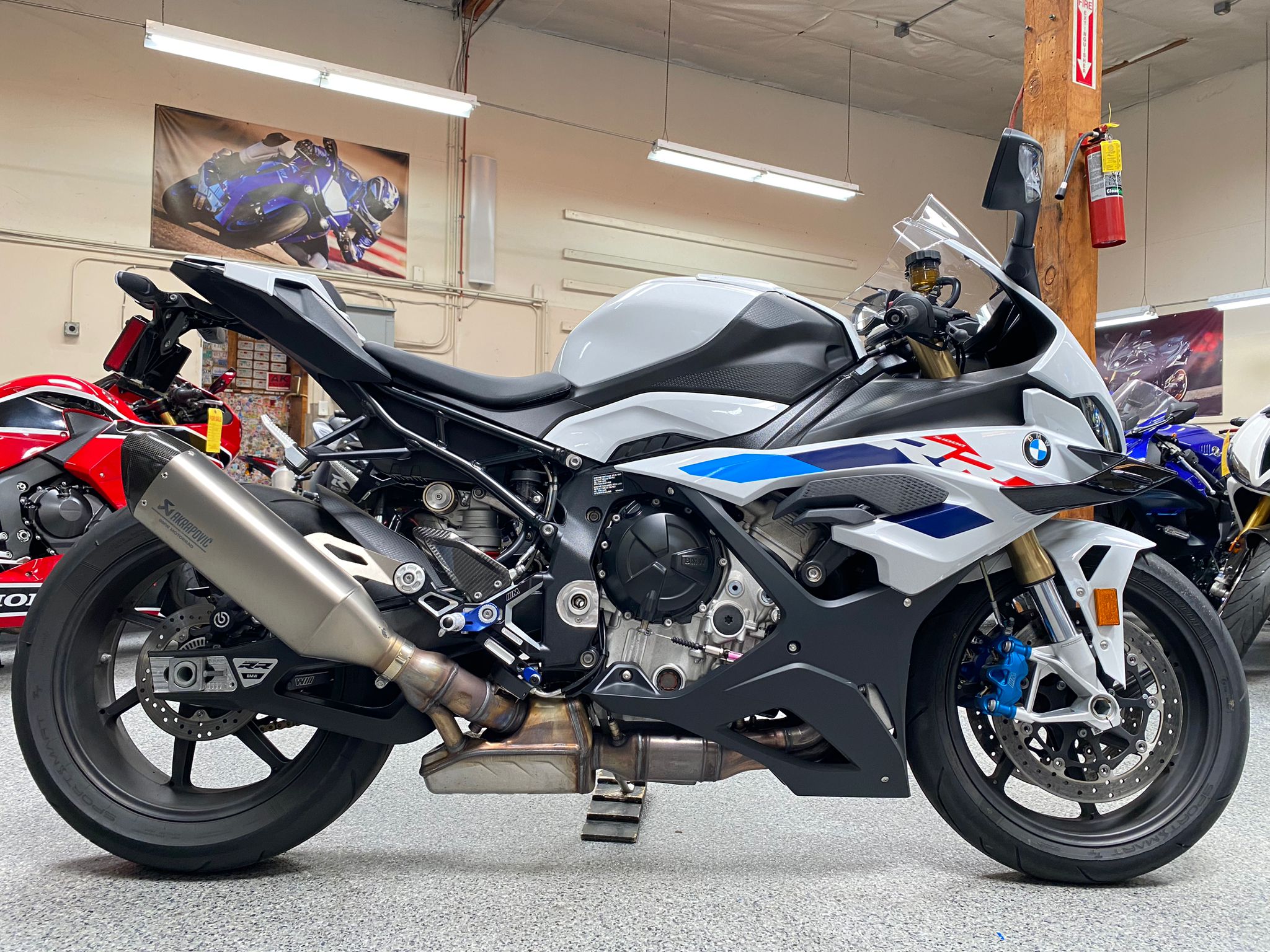 Custom 2024 BMW S1000RR Tailored Performance For The Modern Rider Custom 2024 BMW S1000RR Tailored Performance For The Modern Rider