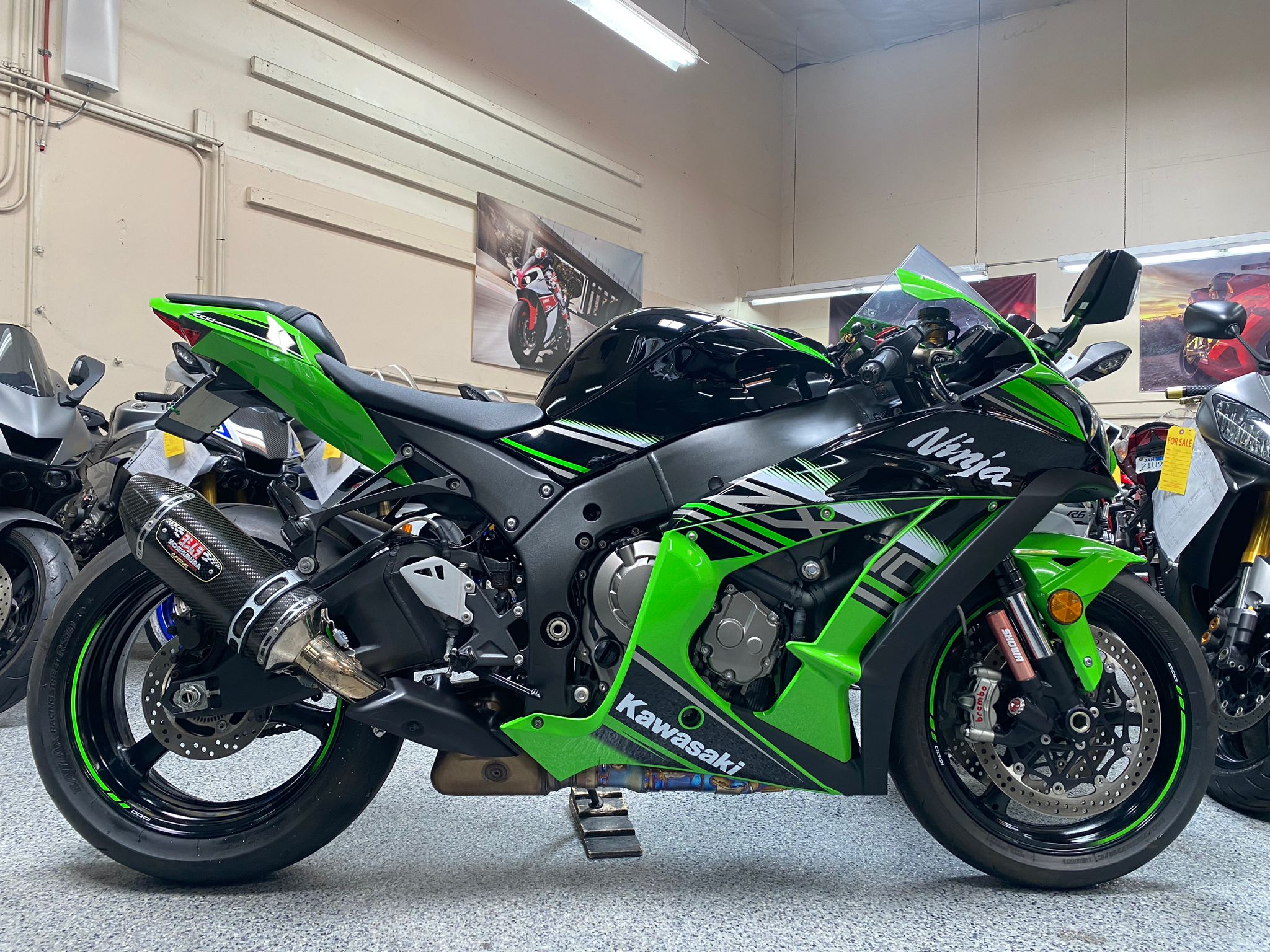 2016 Kawasaki Ninja ZX10R - 2000 Miles | AK Motors