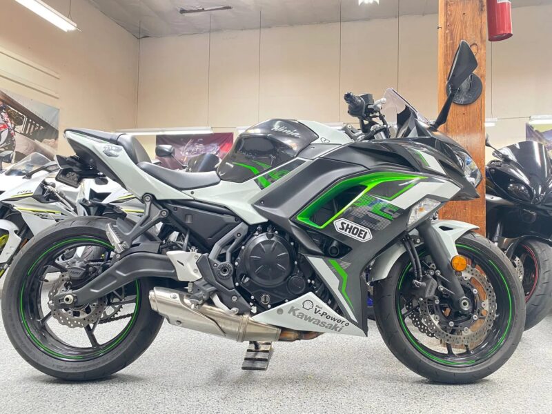 2022 Kawasaki Ninja 650