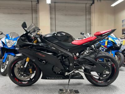 2015 Yamaha R6 RAVEN