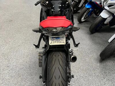 2015 Yamaha R6 RAVEN