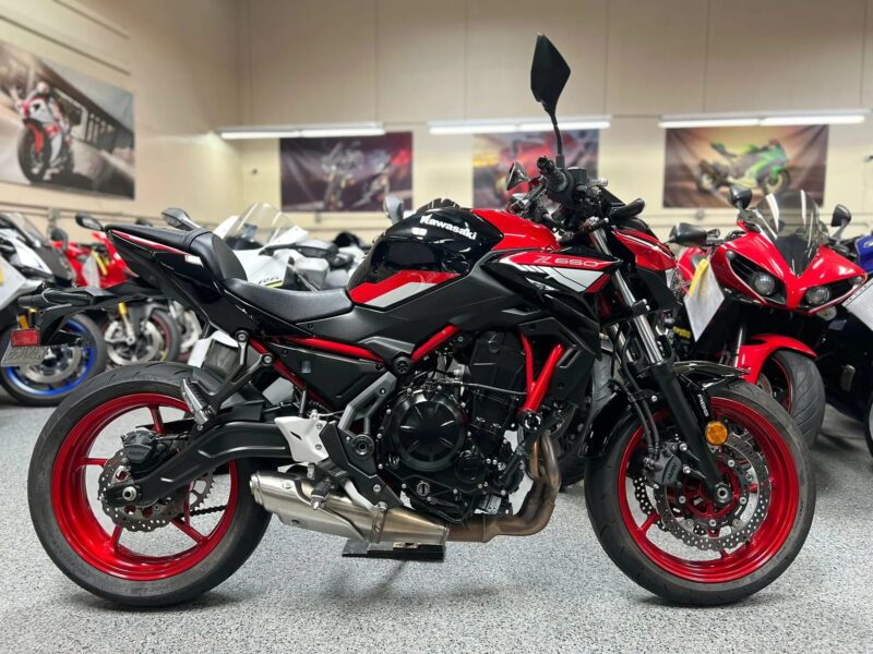 2024 KAWASAKI Z650 ABS