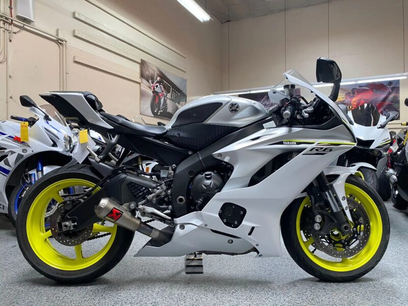 2017 Yamaha R6