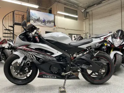 2012 Yamaha R6 Raven