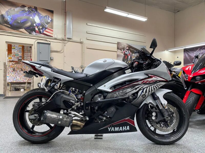 2012 Yamaha R6 Raven