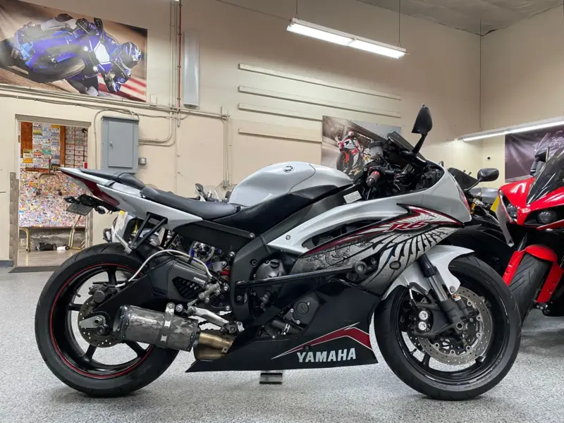2012 Yamaha R6 Raven