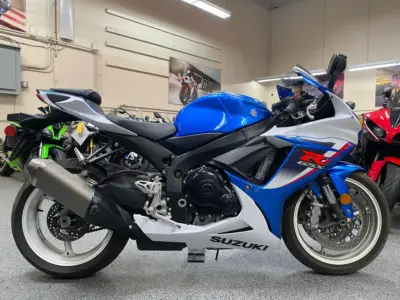 c2700cbc e651 4a2a b210 0c6cabcca31d