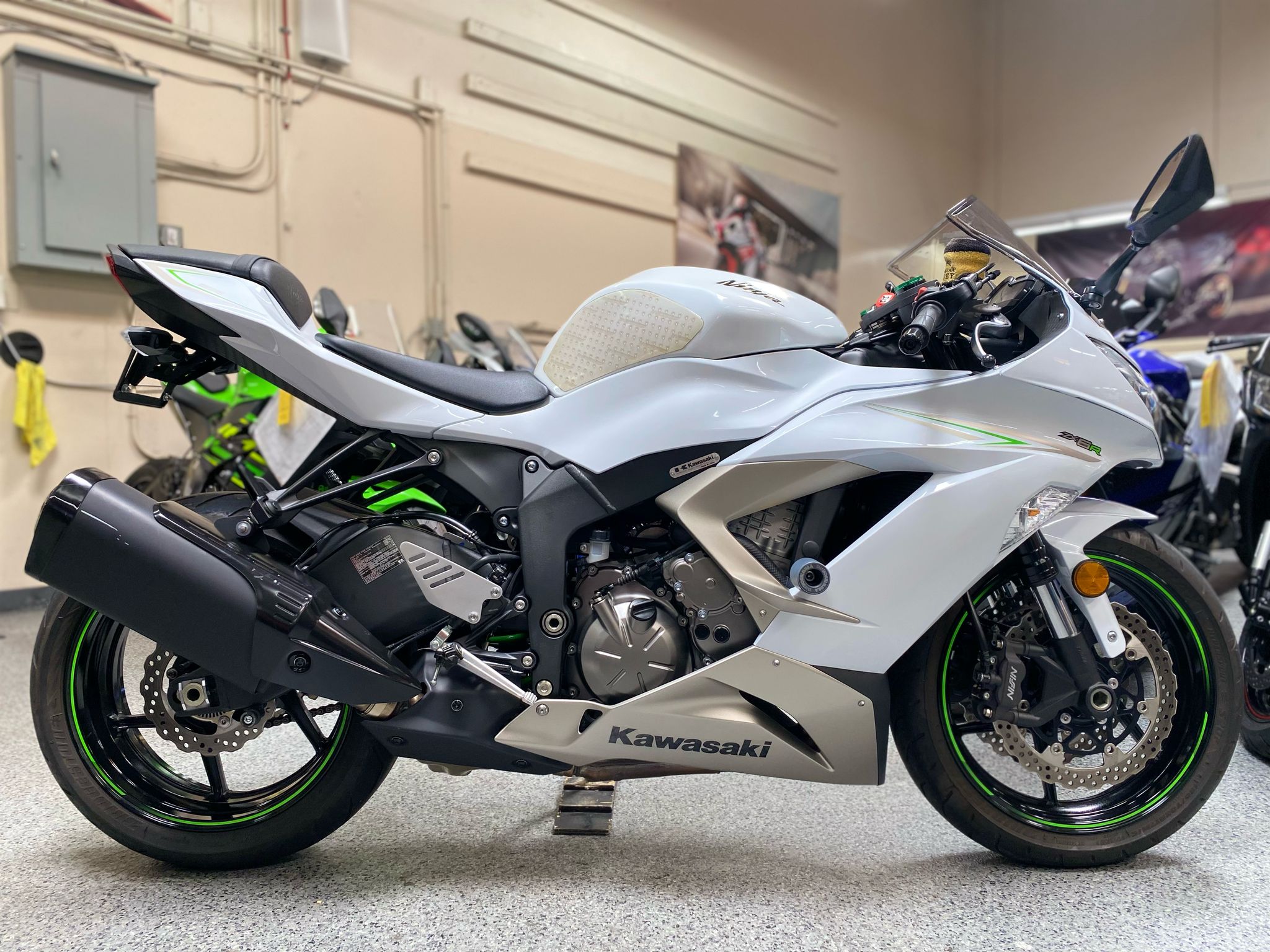 2017 Kawasaki Ninja 636 ZX6R - AK Motors