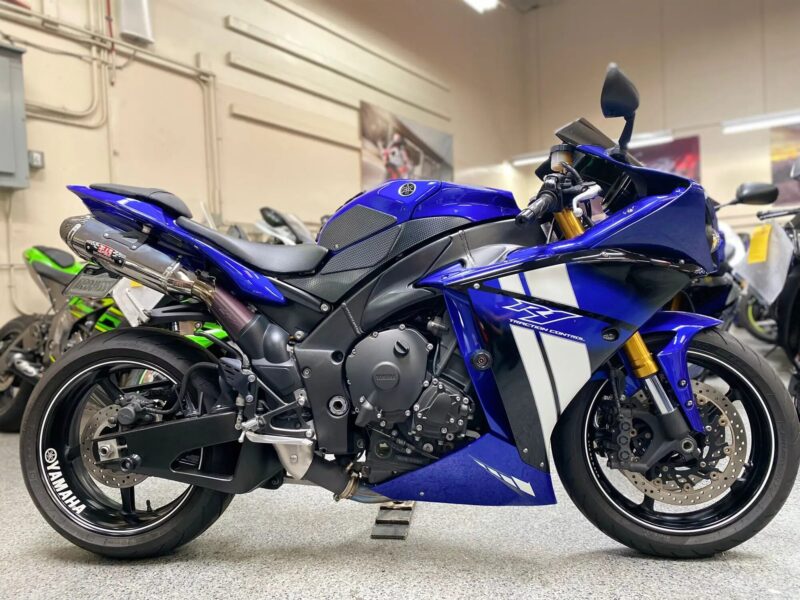 2012 Yamaha R1