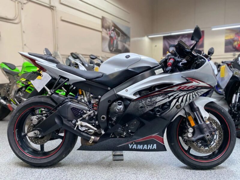 2012 Yamaha R6 Raven
