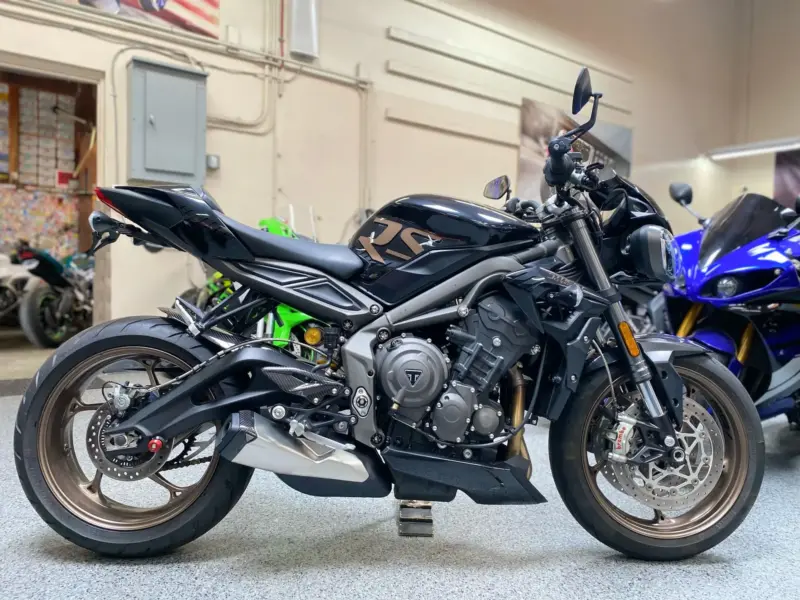 2023 Triumph Street Triple RS  765