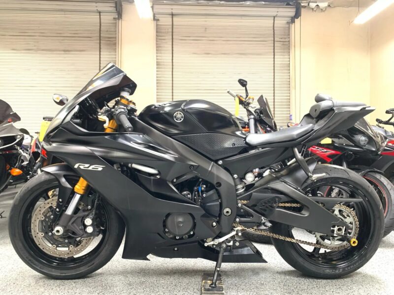 2017 Yamaha R6