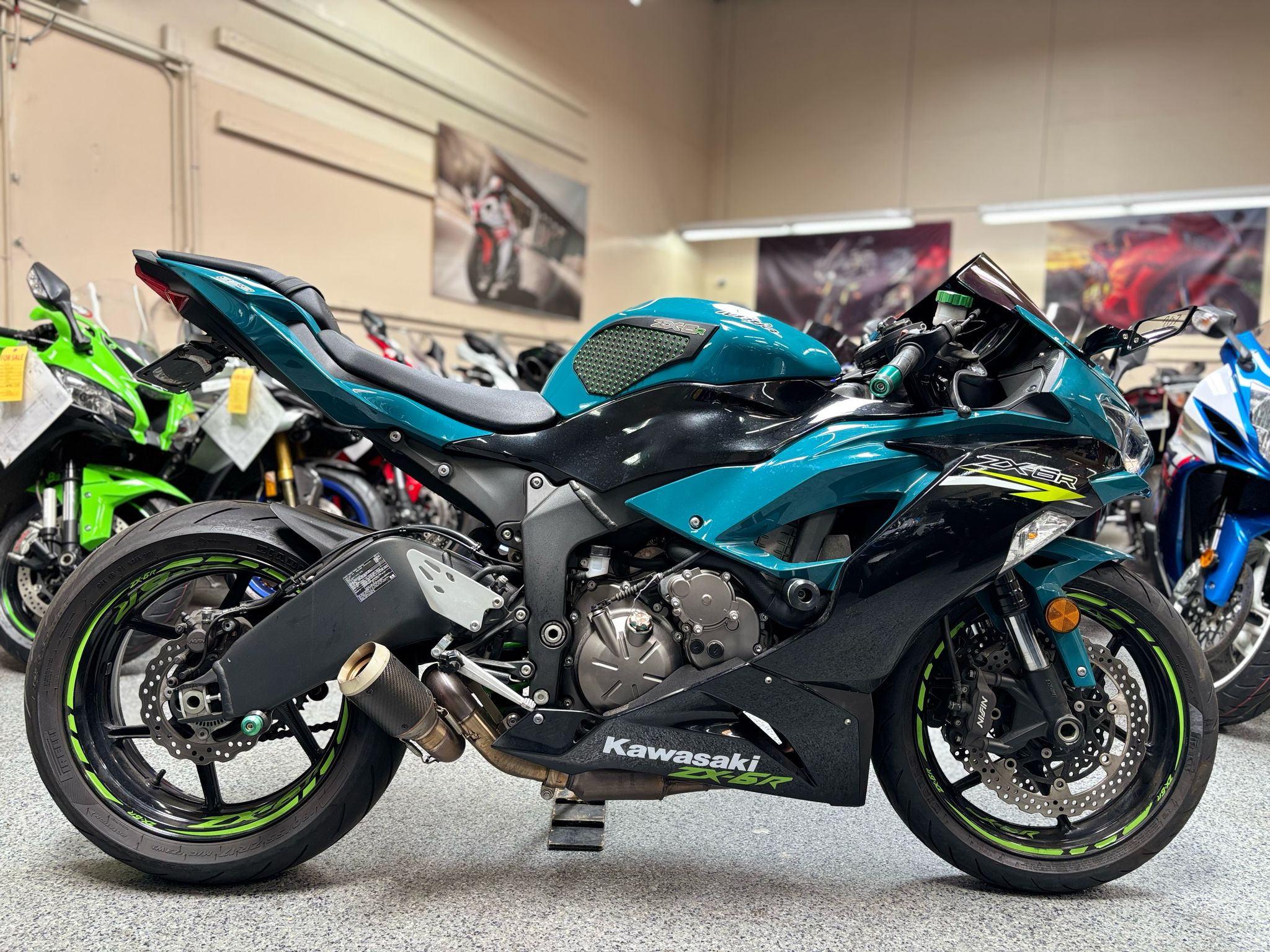2021 Kawasaki Ninja 636 ZX6R - AK Motors
