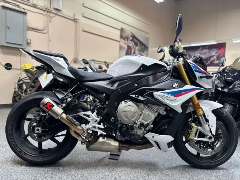2017 BMW S1000R PREMIUM EDITION + HP WHEELS