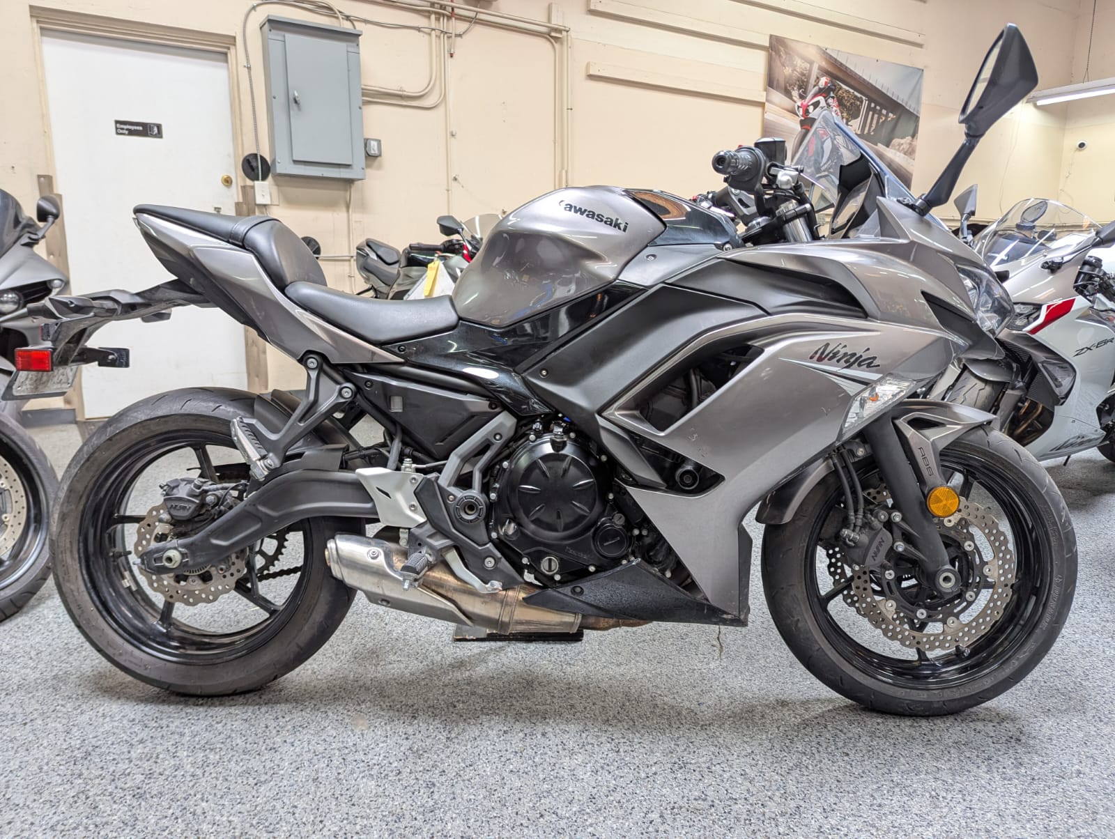 2021 Kawasaki Ninja 650 ABS - AK Motors