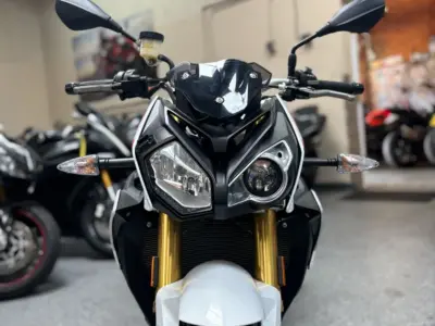2017 BMW S1000R PREMIUM EDITION + HP WHEELS