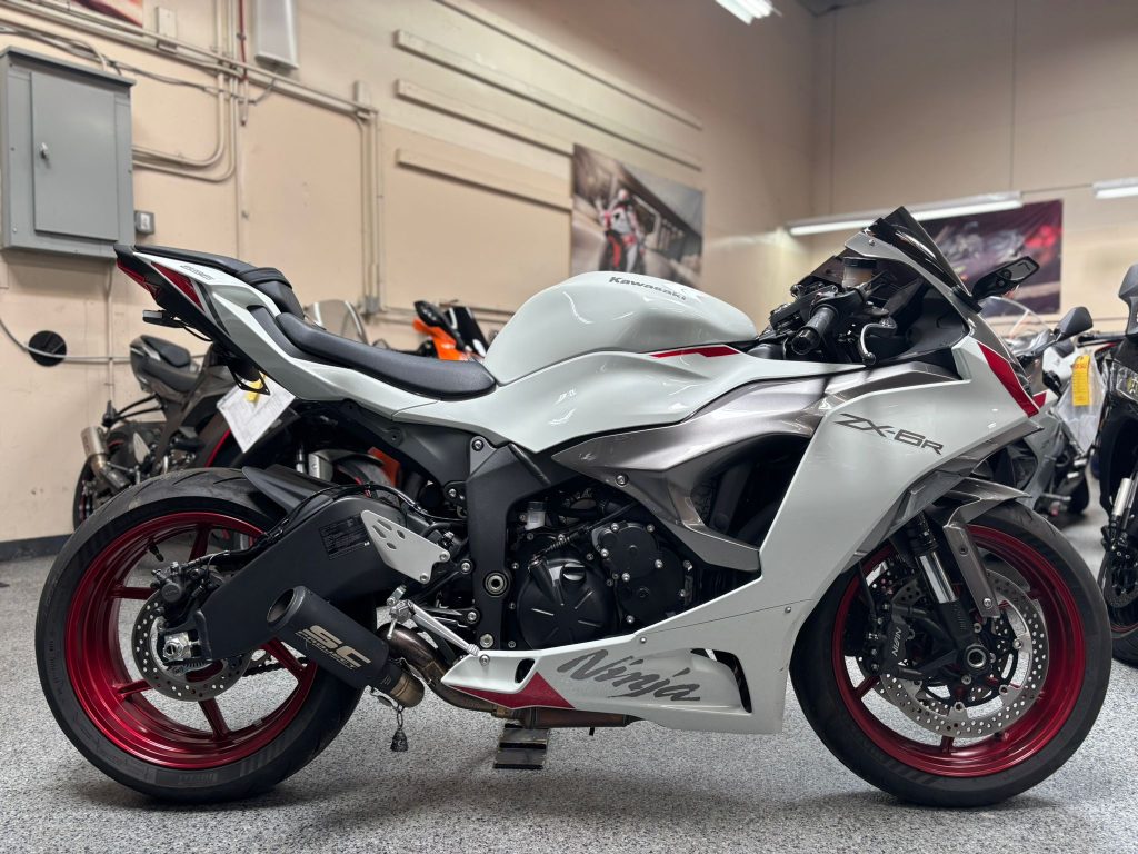 2024 Kawasaki Ninja 636 ZX6R - AK MotorsAK Motors