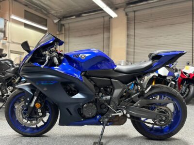 2022 YAMAHA R7