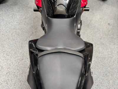 2009 Yamaha R1 Crossplane