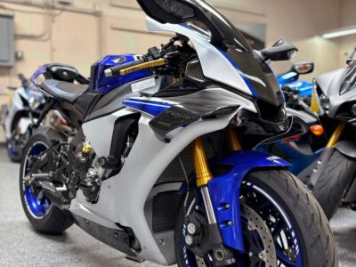 2016 Yamaha R1
