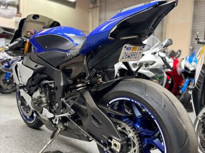 2016 Yamaha R1