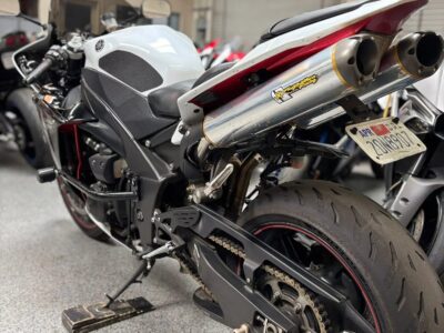 2012 Yamaha R1 Crossplane Raven