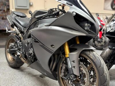 2013 Yamaha R1