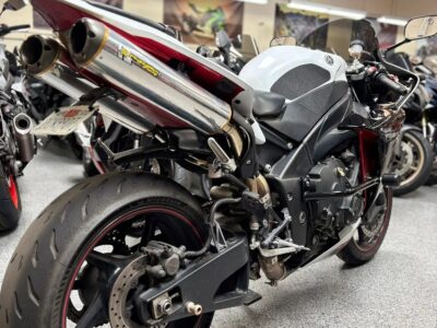 2012 Yamaha R1 Crossplane Raven