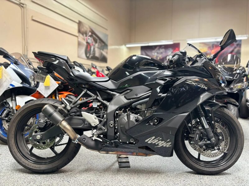 2025 Kawasaki Ninja ZX4R