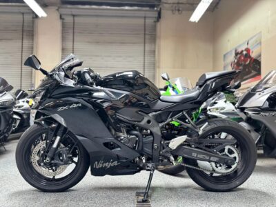 2025 Kawasaki Ninja ZX4R