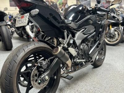 2025 Kawasaki Ninja ZX4R