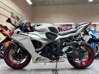 2025 Kawasaki Ninja 636 ZX6R