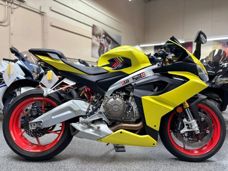 2021 Aprilia RS 660