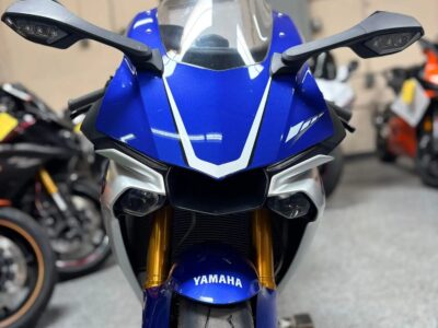 2015 Yamaha R1